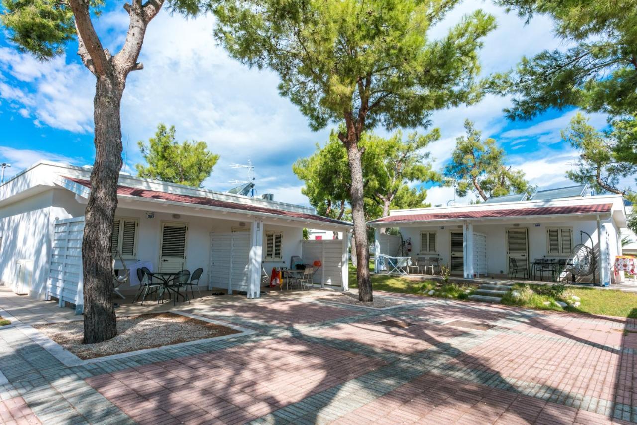 Villaggio Baia Del Monaco Manfredonia Exterior foto
