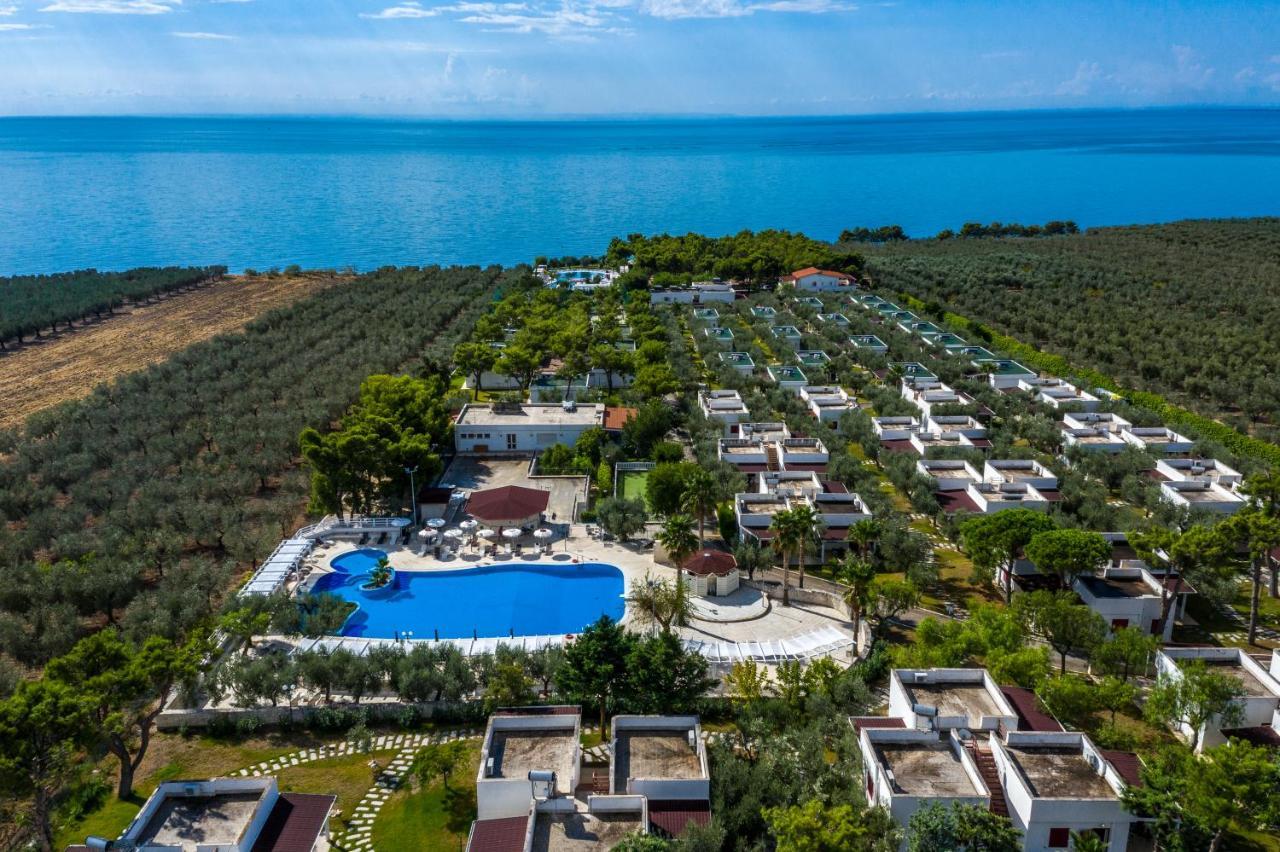 Villaggio Baia Del Monaco Manfredonia Exterior foto