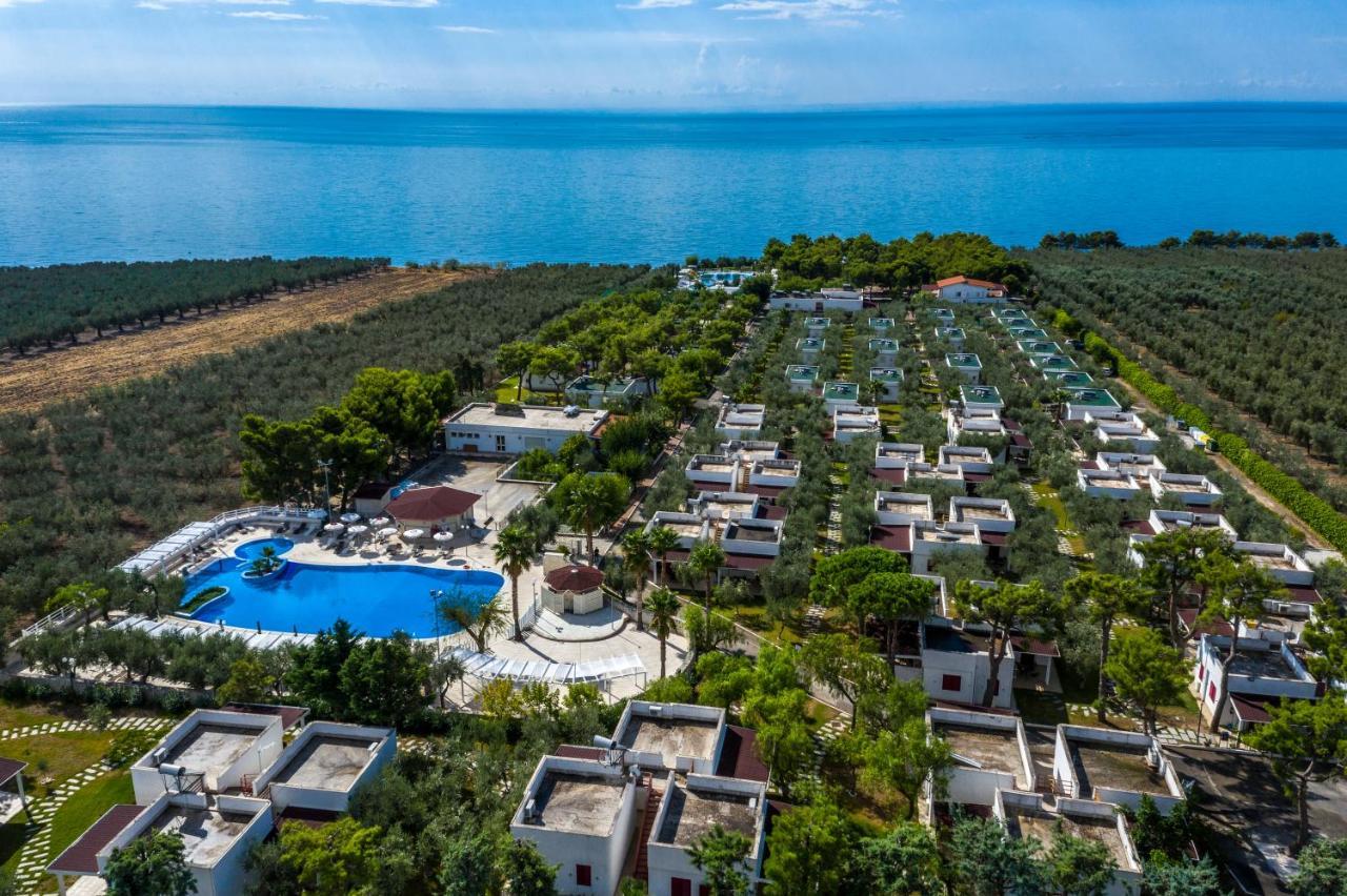 Villaggio Baia Del Monaco Manfredonia Exterior foto