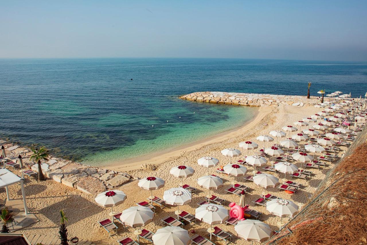 Villaggio Baia Del Monaco Manfredonia Exterior foto