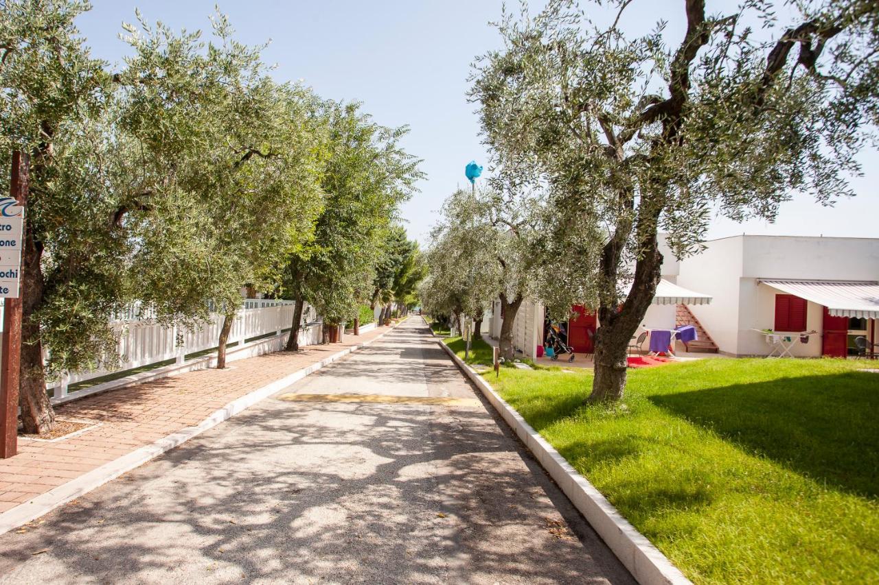 Villaggio Baia Del Monaco Manfredonia Exterior foto