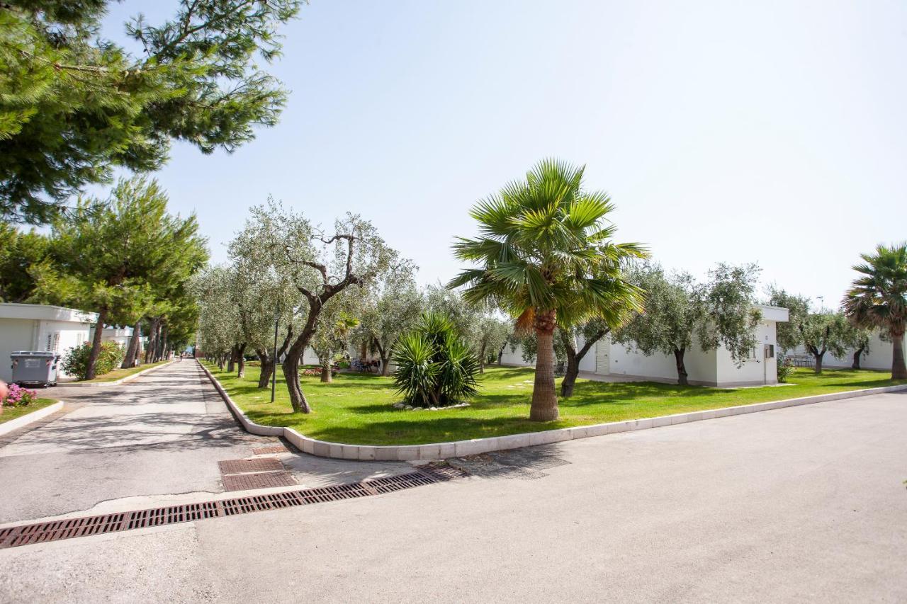 Villaggio Baia Del Monaco Manfredonia Exterior foto