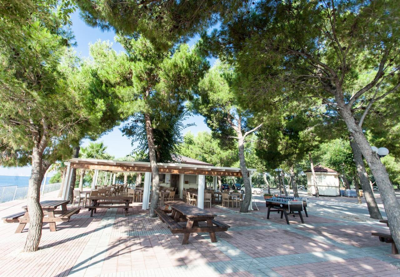 Villaggio Baia Del Monaco Manfredonia Exterior foto
